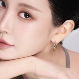 Crescent Curve Piercing – Contrast Edition